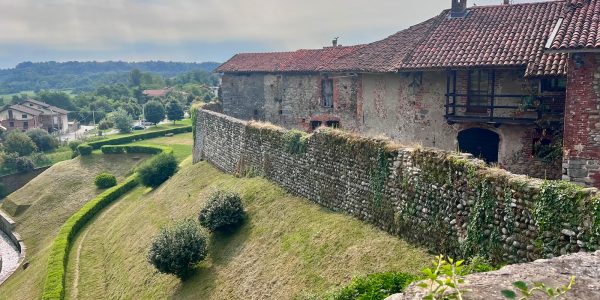 CANTINA NEL BORGO MEDIEVALE DEL RICETTO