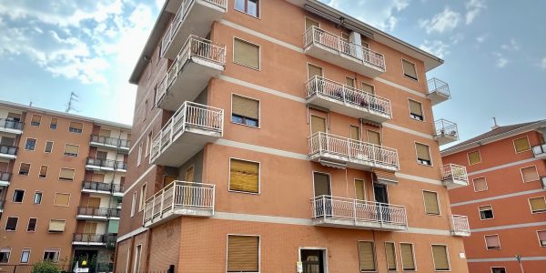 LUMINOSO APPARTAMENTO ARREDATO CON CANTINA