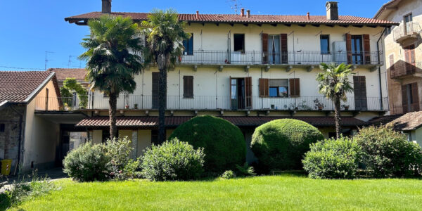 ALLOGGIO TERMOAUTONOMO CON AUTORIMESSA